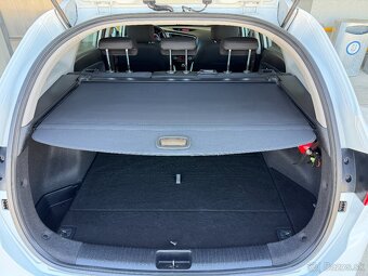 Kia Ceed SW 1.6 CRDi VGT Gold SR auto Facelift - 16