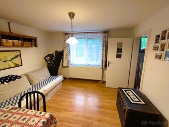 Ponúkame na predaj rodinný dom v obci Hrádok - 16