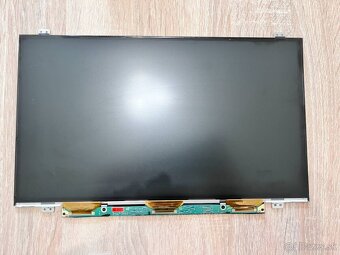 Predám obrazovku do notebooku 14"LED SLIM display 30pin//// - 16