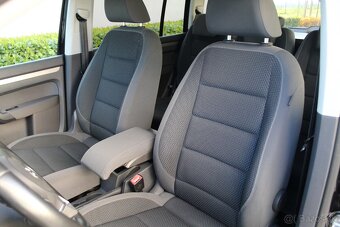 Volkswagen Touran 1.6 TDI DSG - 16