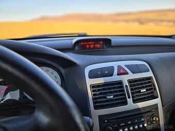 Peugeot 307 1.6 HDi – spoľahlivý hatchback s nízkouSpotrebou - 16