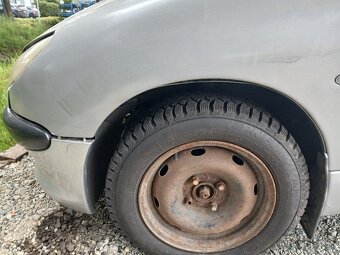 Predám peugeot206 na náhradné diely - 16