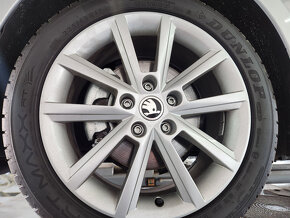 Škoda Octavia 1,6tdi 77kW  najeto 1083km - 16
