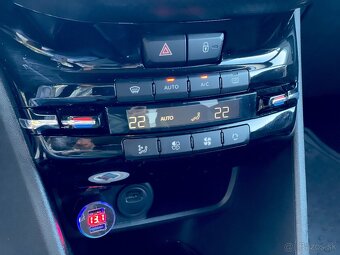 Peugeot 2008 1.2 PureTech Style E6.2 - 16