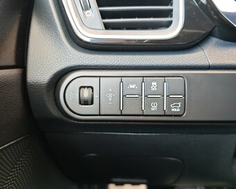 KIA Proceed 1.5 T-GDi GT-Line A/T // AJ NA SPLÁTKY - 16