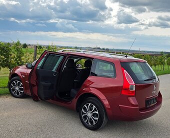 Renault Megane 1.5 DCi 76KW/103 koní R.V.08/2008 - 16