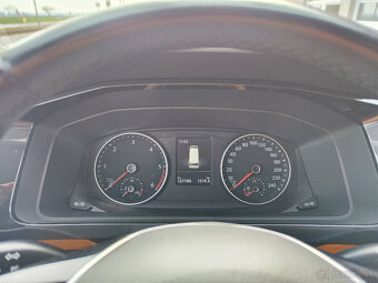 Volkswagen Multivan 2.0 BiTDI BMT Comfortline 4MOTION DSG - 16