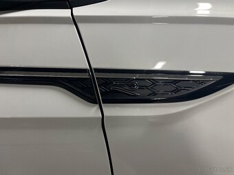 VW Taigo R-line 110 kW - 16