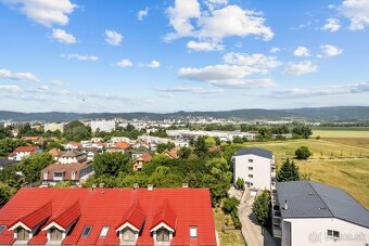PRIESTRANNÝ A SLNEČNÝ 3-IZB. BYT, LOGGIA, PIVNICA, RAČA - 16