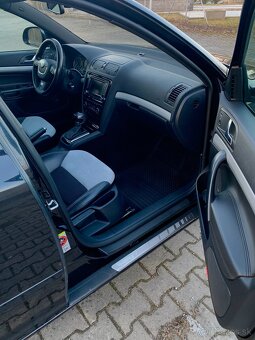 ŠKODA OCTAVIA RS COMBI 2009 2.0tdi 125kw DSG/WEBASTO/SIBER - 16