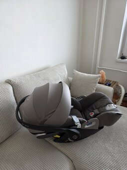 CYBEX Cloud Z i-Size Vajíčko+ zakladna - 16