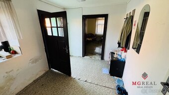 Na predaj rodinný dom Malé Uherce vhodný aj na podnikanie -  - 16
