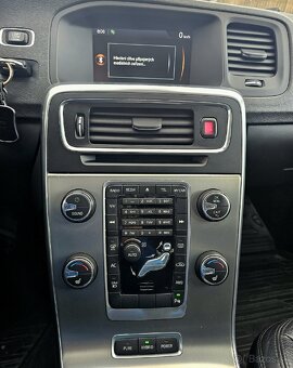Volvo V60 D6 AWD 2.4 Plug-in Hybrid Diesel - 16