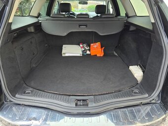Ford Mondeo Combi 1.6 TDCi DPF ECOnetic Mesačne: 145€ - 16