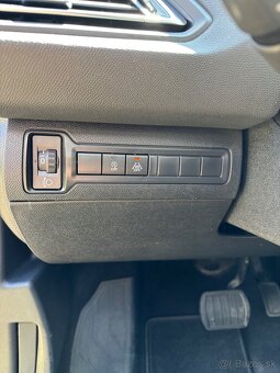 Peugeot 308 SW 1.5 HDI 130 - 16
