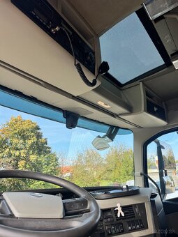 VOVLO FH 500 6x4 se zvedací nápravou / S3 Bordmatic / vzduch - 16