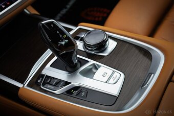 BMW Rad 7 750Li M-packet xDrive A/T 760Li V12 Optic - 16