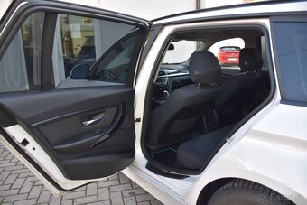 BMW Rad 3 Touring 320d AT - 16