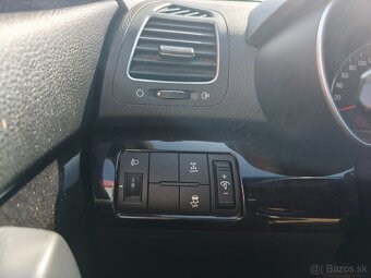 Kia Sorento 2.2 CRDI  4x4 automat 7 miestna verzia - 16