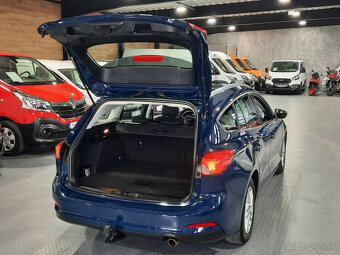 Ford Focus Kombi 2.0 TDCI AUTOMAT Titanium - 16