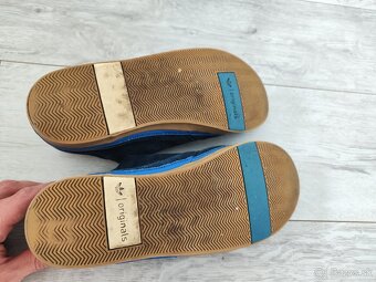 ADIDAS 41-42 - 16