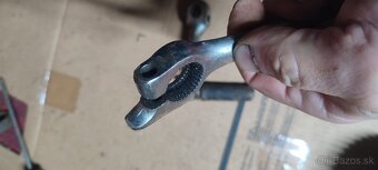 Náhradné diely Jawa a CZ - 16