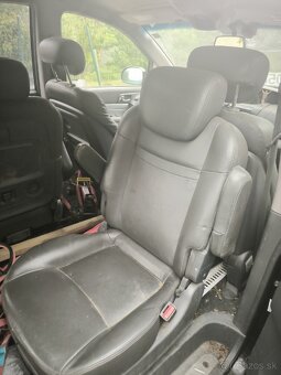 Sang Yong Kyron 2,7hdi automat v koži 7miestny   4wd - 16