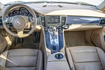Porsche Panamera 3.0 Diesel Tiptronic S - 16