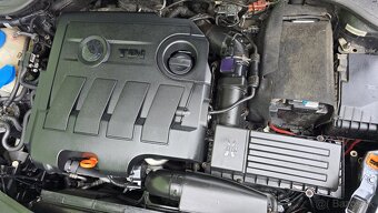 ŠKODA OCTAVIA COMBI II 1.6 TDI 77KW FACELIFT - 16