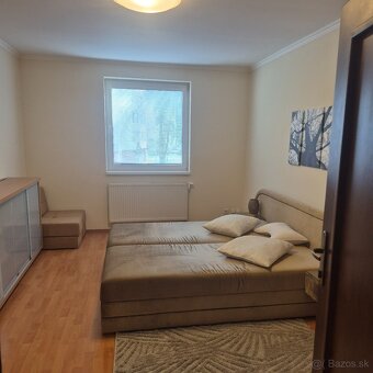 Prenajom 3-izboveho bytu vhodneho aj na komercne ucely - 16