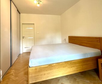 Na prenájom 2-izbový byt s lodžiou, PP-Západ-rekonštrukcia - 16