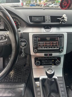 Volkswagen Passat B7 Varinat HIGHLINE - 16