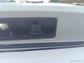 Volvo XC60 2.0 diesel + mHEV 145 kW, AWD Automat, r.v.5/2022 - 16