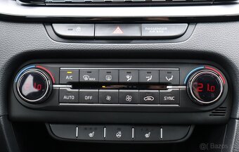Kia Ceed SW 1.6 CRDi MHEV Gold+ A/T - 16