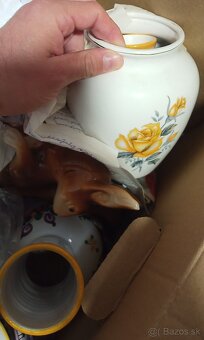 Modranská keramika - vaza krčah tanier drevená polica ... - 16