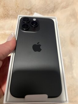 iPhone 15 Pro Max 256 GB - 16