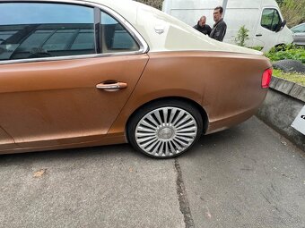 Predám Bentley Continental Flying Spur, Mulliner, W12 - 16