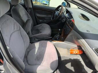 Citroën C5 2.0i 16V Plus - 16