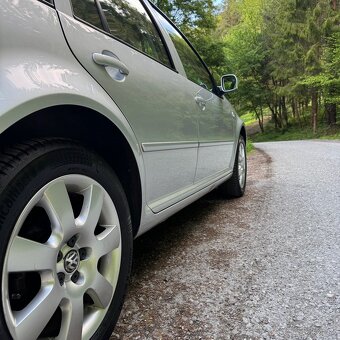 Volkswagen Golf 1.9 TDi - 16