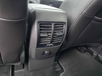 Ford Kuga - 16