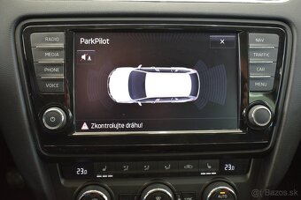 Škoda Octavia 1,6 TDI,STYLE,PANO,NAVI,Bi-xen - 16