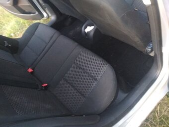 Volkswagen Golf VI Variant 1.6TDi Trendline - 16