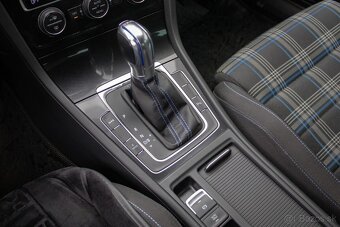 Volkswagen Golf GTE plug in-hybrid /aj na splátky/ - 16