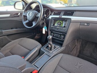 Škoda Superb Combi 2.0 TDI CR Elegance - 16