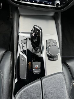 ✅️BMW Rad 5 Touring M550d xDrive A/T✅️ - 16