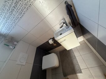 Exkluzívne APEX reality 4i. novostavba RD v Sasinkove - 16