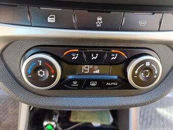 Lada Vesta Cross - 16