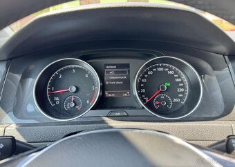 Volkswagen Golf 2,0 TDI DSG COMBI nafta automat 110 kw - 16