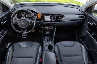 Kia Niro 1.6 GDi Hybrid DCT Platinum, 77 kW, A6 - 16