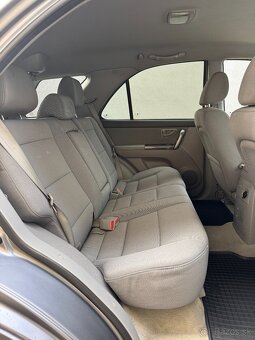 KIA SORENTO 2,5 CRDI,4X4, MANUÁL, 6/2008 - 16